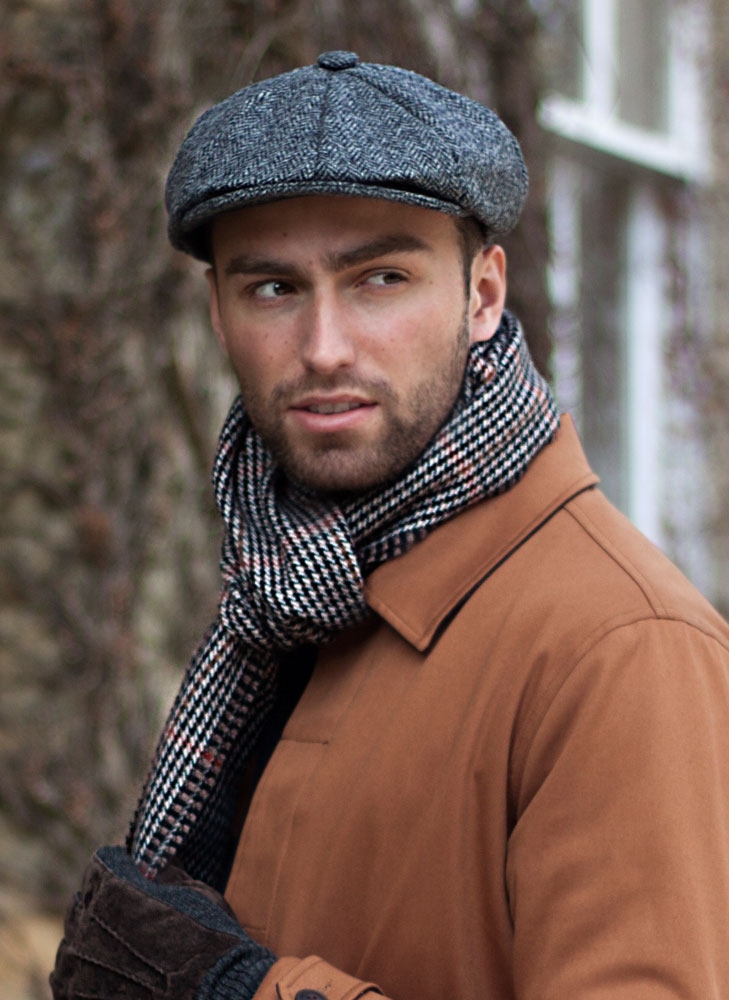 8 piece tweed cap
